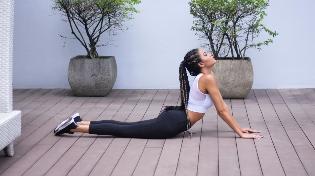 gentle stretching for active recovery on rest days