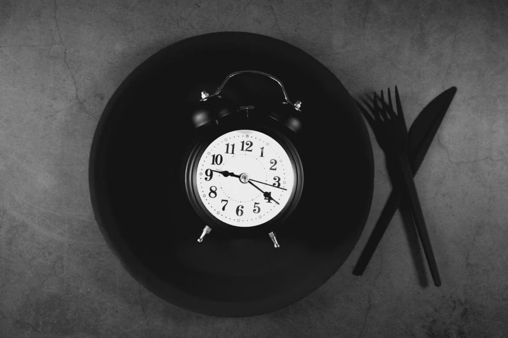 intermittent fasting methods 16:8 and 5:2 for beginners